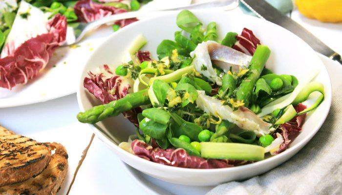 SALADE VAN RADICCHIO MET ASPERGES & CEVICHE